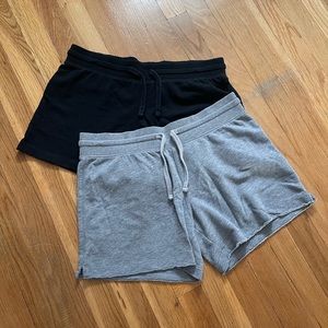 Sweatshort Bundle Size M